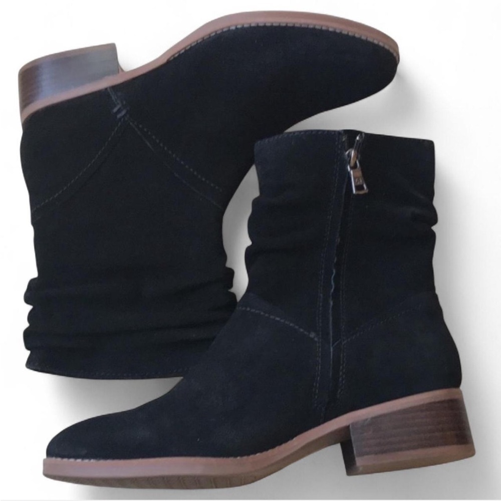 EUC Lucca Black suede : leather  Boots